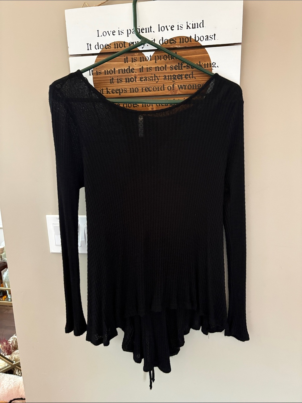 Sage Black Long-Sleeve Scoop Neck Tunic